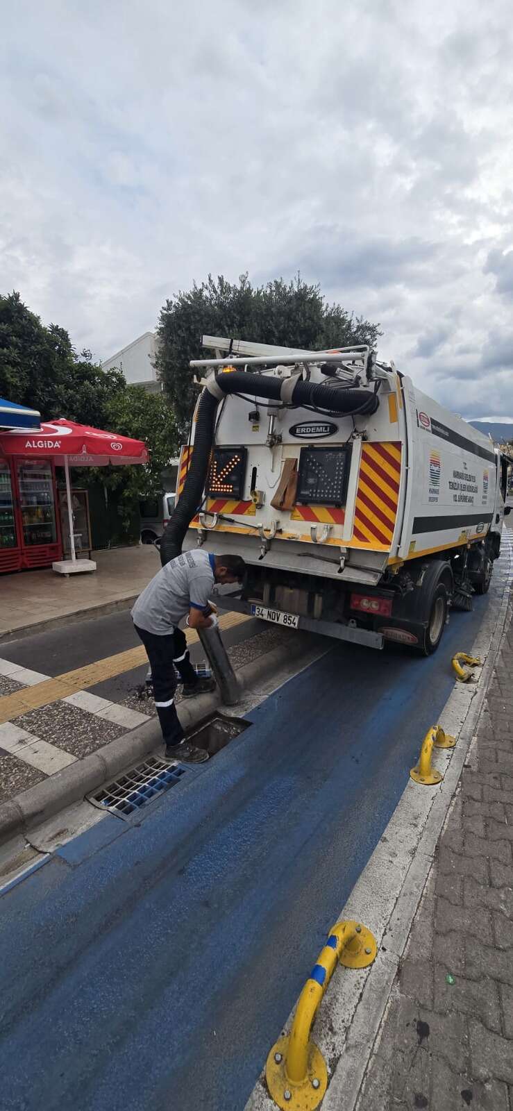 Marmaris’te Yağış Öncesi Mazgal Ve Izgaralara Yoğun Temizlik 4